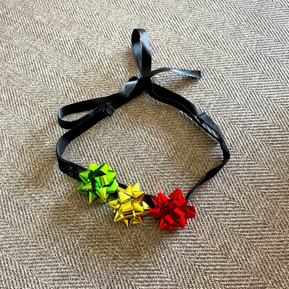 Christmas Bow Choker Holiday Velvet